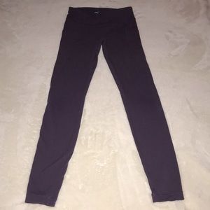 Athleta Girl size Small/7 leggings (plum)